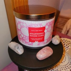 COPY - (NEW) Bath & Body Works 3-Wick Candle